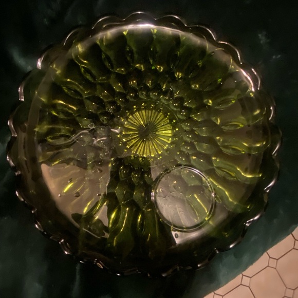 Fairfield Avocado Green by ANCHOR HOCKING Pair of Snack Plates - Picture 2 of 7